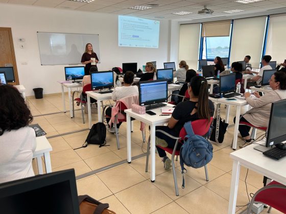 La Cámara mejora la empleabilidad de casi 900 personas a través de cuatro programas gratuitos