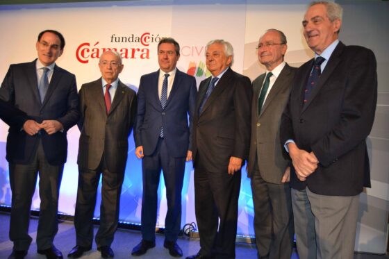 Conferencia del Alcalde de Málaga en la Fundación Cámara Sevilla