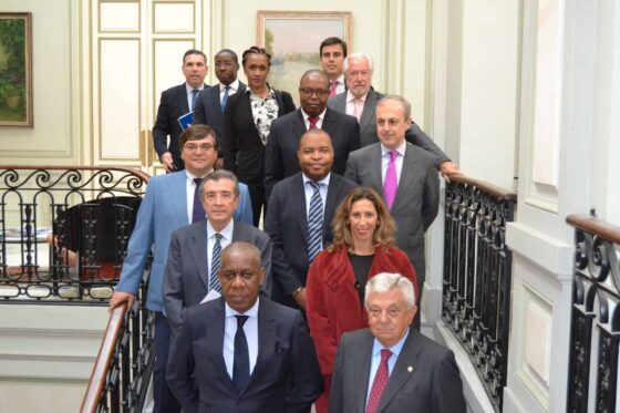 ANGOLA: Promueve entre los empresarios sevillanos proyectos de inversión pública y privada