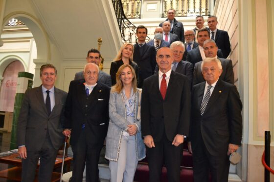 Encuentro de la Embajadora de Uruguay con empresarios