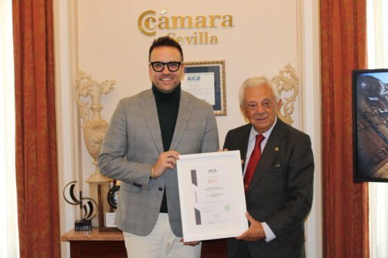 La Cámara entrega la certificación GS-Patrimonio a Icónica Santalucía Sevilla Fest