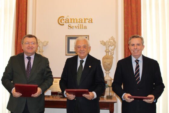 La Cámara de Sevilla, el Club Cámara y el Colegio de Ingenieros impulsan la unión entre empresa e ingeniería industrial