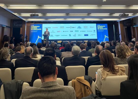 La Cámara de Sevilla analiza la gestión del éxito turístico en el VI Foro Económico Español en Andalucía