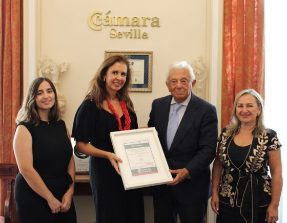 Garantía Cámara entrega el primer certificado ‘Cero Residuos’ a Terminal Marítima del Guadalquivir