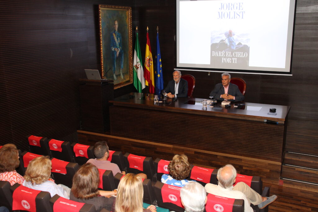 Jorge Molist: “Si una novela no te toca el corazón, no es una buena novela”